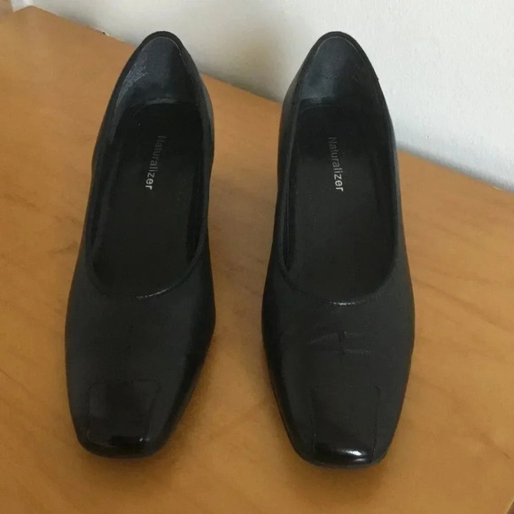 Naturalizer Paige Black Square Toe Real Leather Low Chunky Heel Shoe Size 7 N US